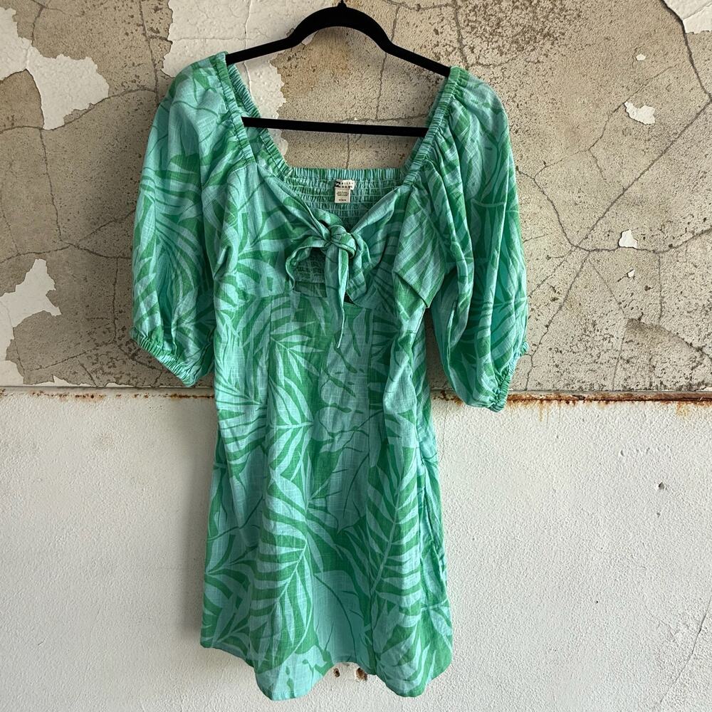 Billabong Green Tropical Puff Sleeve Mini Dress Tie‎ Front Smocked Back Size M